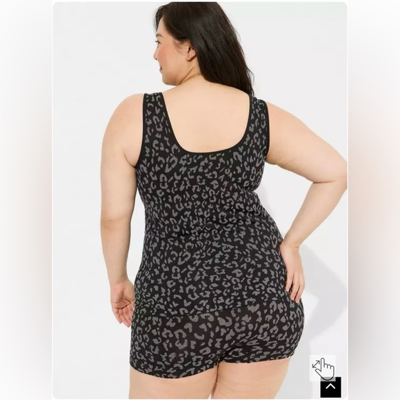 Torrid NWOT seamless sleep tank - Picture 3 of 4